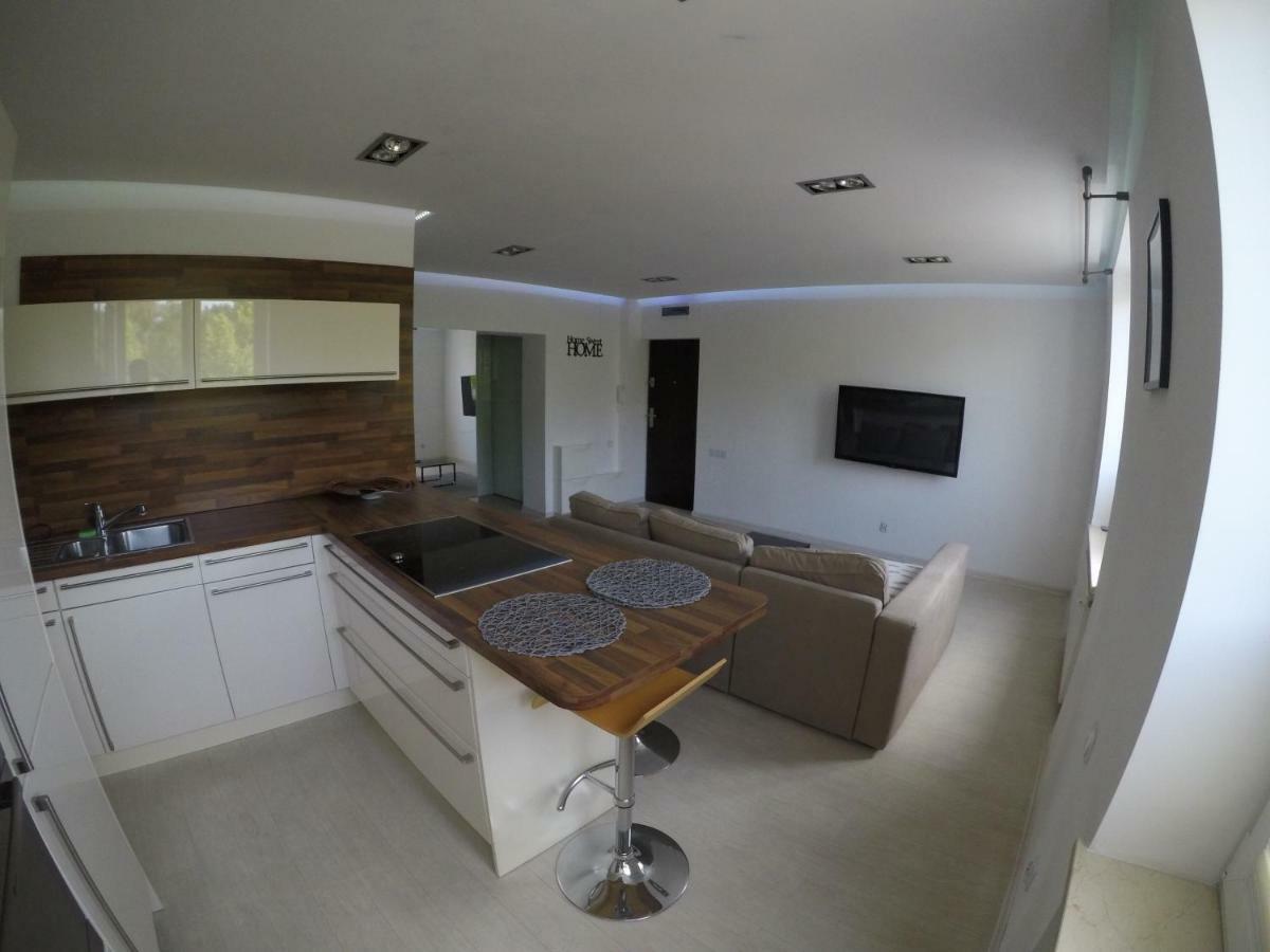 Nowoczesny Apartament III Al. Nmp Czestochowa Ngoại thất bức ảnh