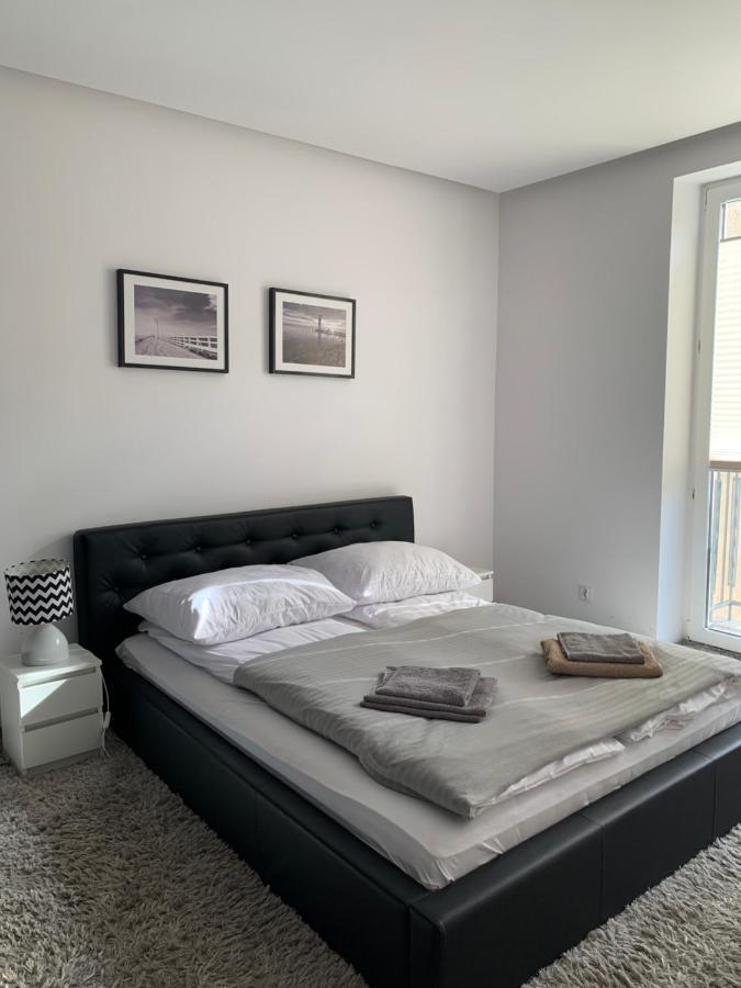 Nowoczesny Apartament III Al. Nmp Czestochowa Ngoại thất bức ảnh